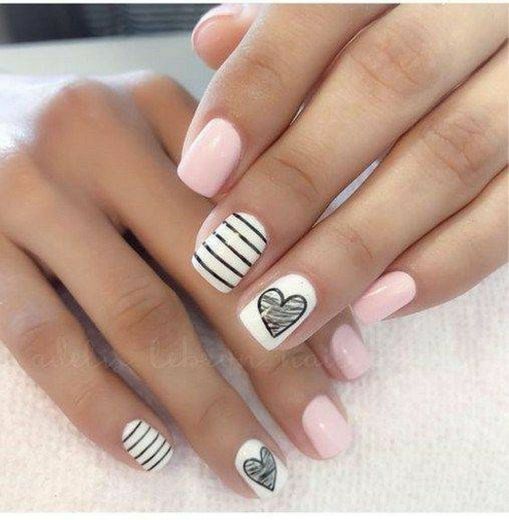 Nails/unhas 