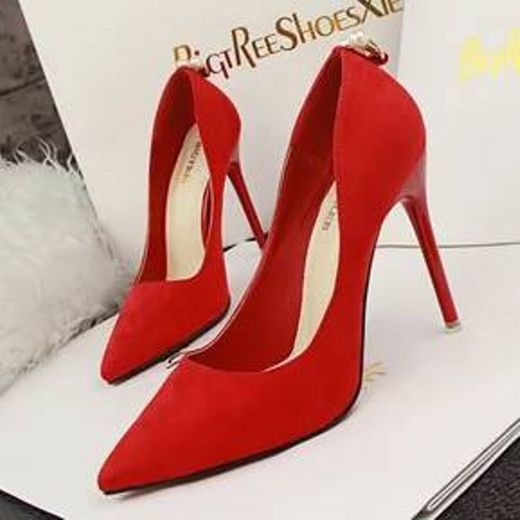 Zapatos de tacón color rojo