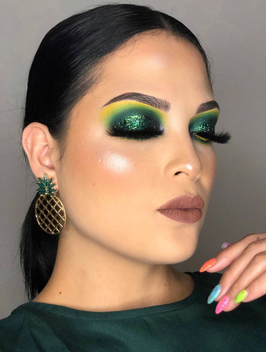 Moda Maquillaje tonos verde