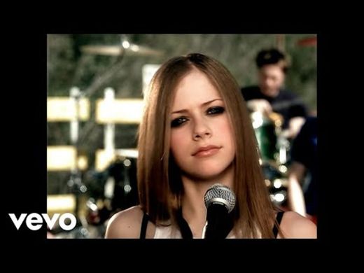 Avril Lavigne - Complicated (Official Video) - YouTube