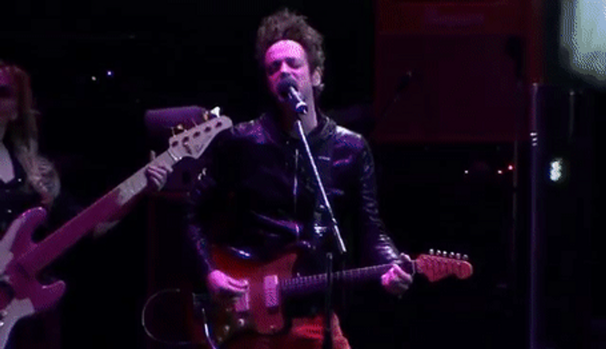 Music Té para Tres (En Vivo Estadio Vélez Sarsfield) (feat. Gustavo Cerati)