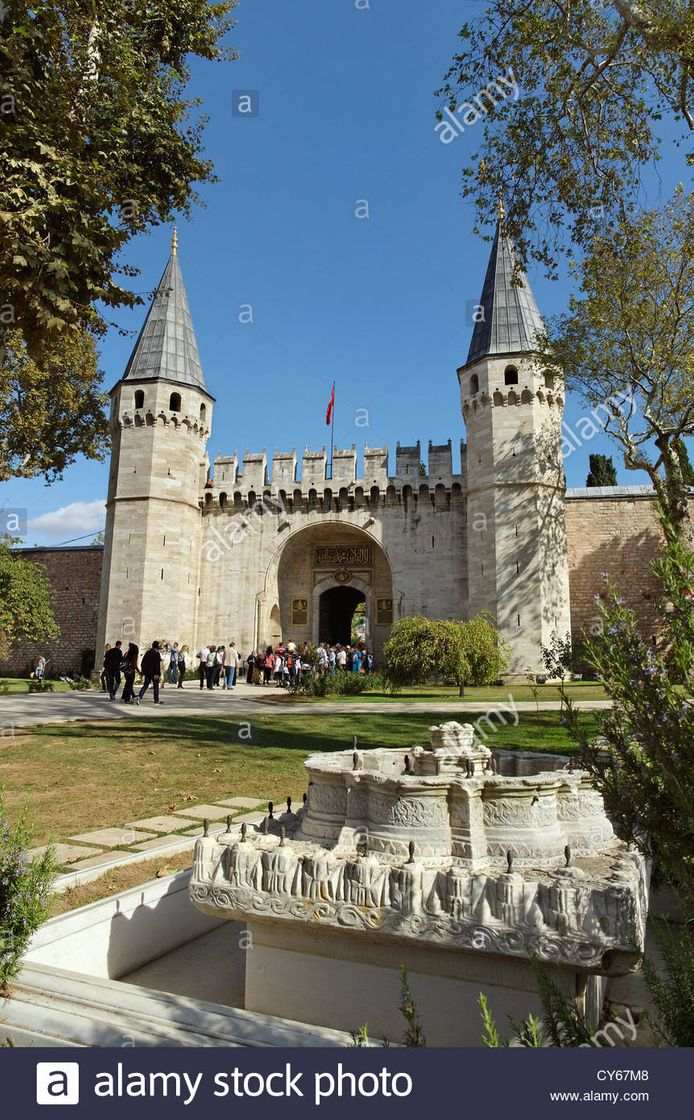 Lugar Palacio de Topkapi