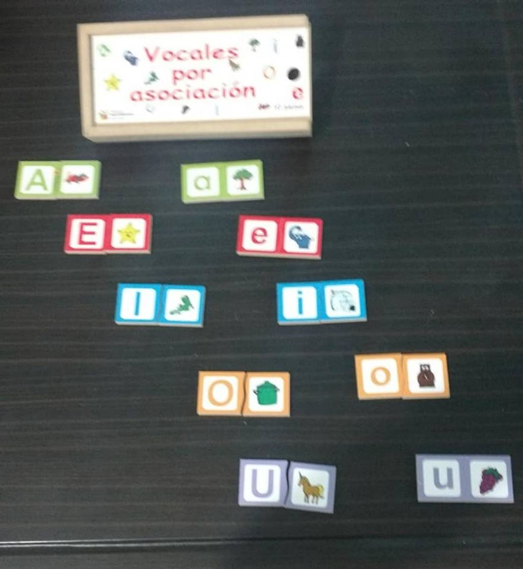 Social Aprendiendo las vocales