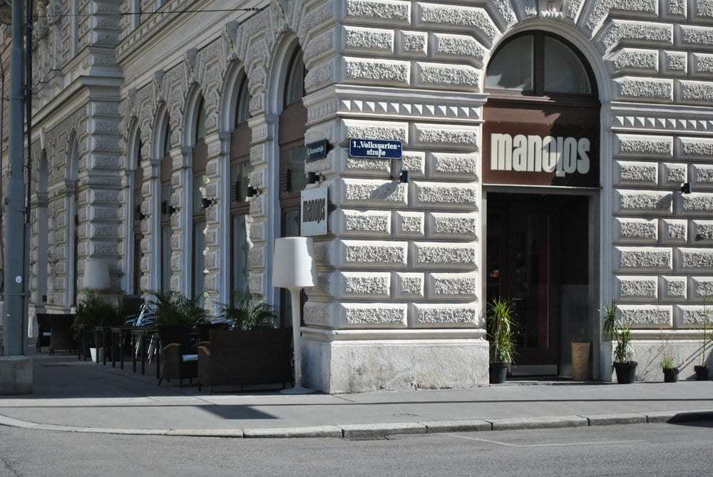 Manolos