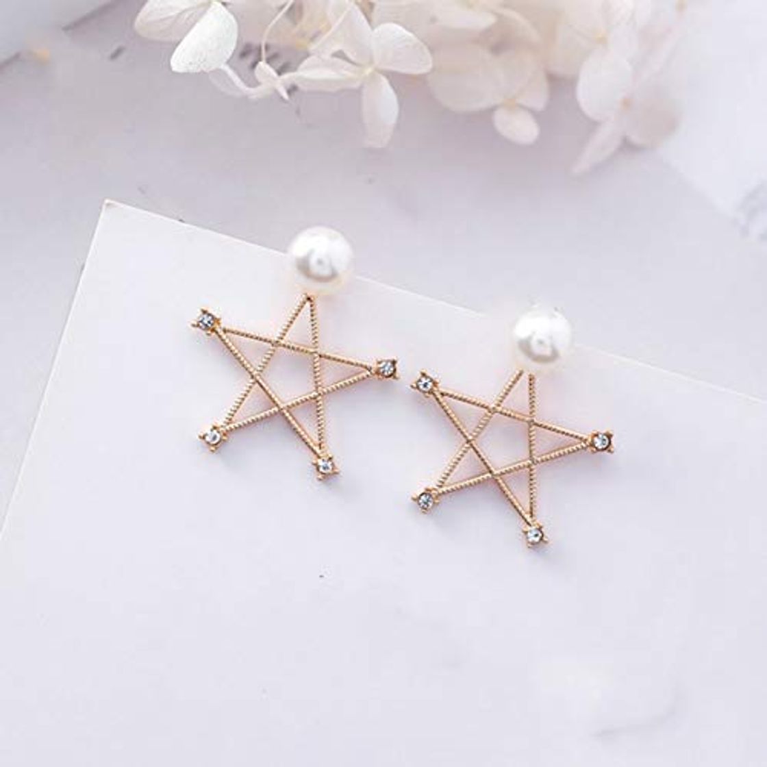 Producto Aretes de aleación Star Metal Mujeres Aretes de moda Temperamento Perla Pendientes de pentagrama Personalidad Estrella colgante Joyería de moda