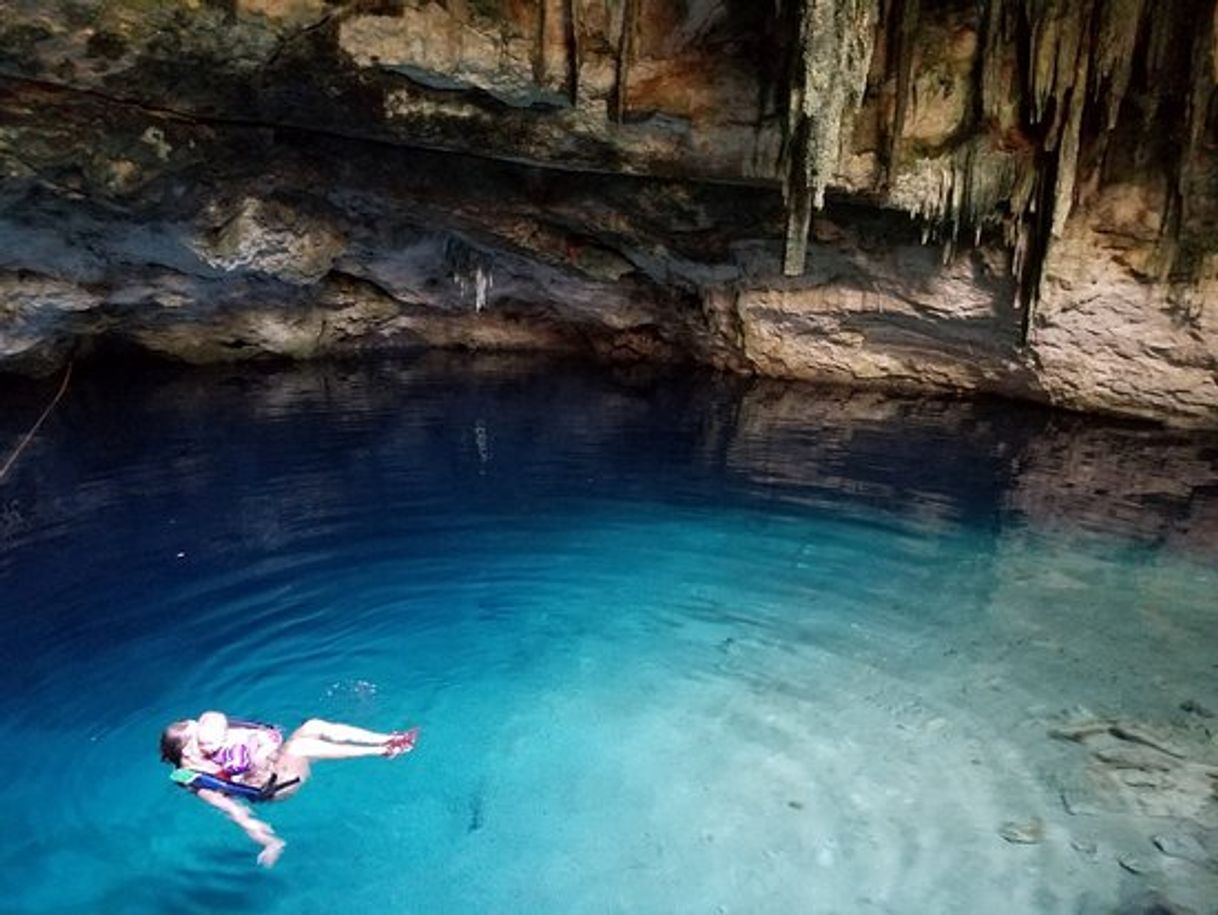 Place Santa Bárbara, Cenotes y Restaurante, Yucatán 