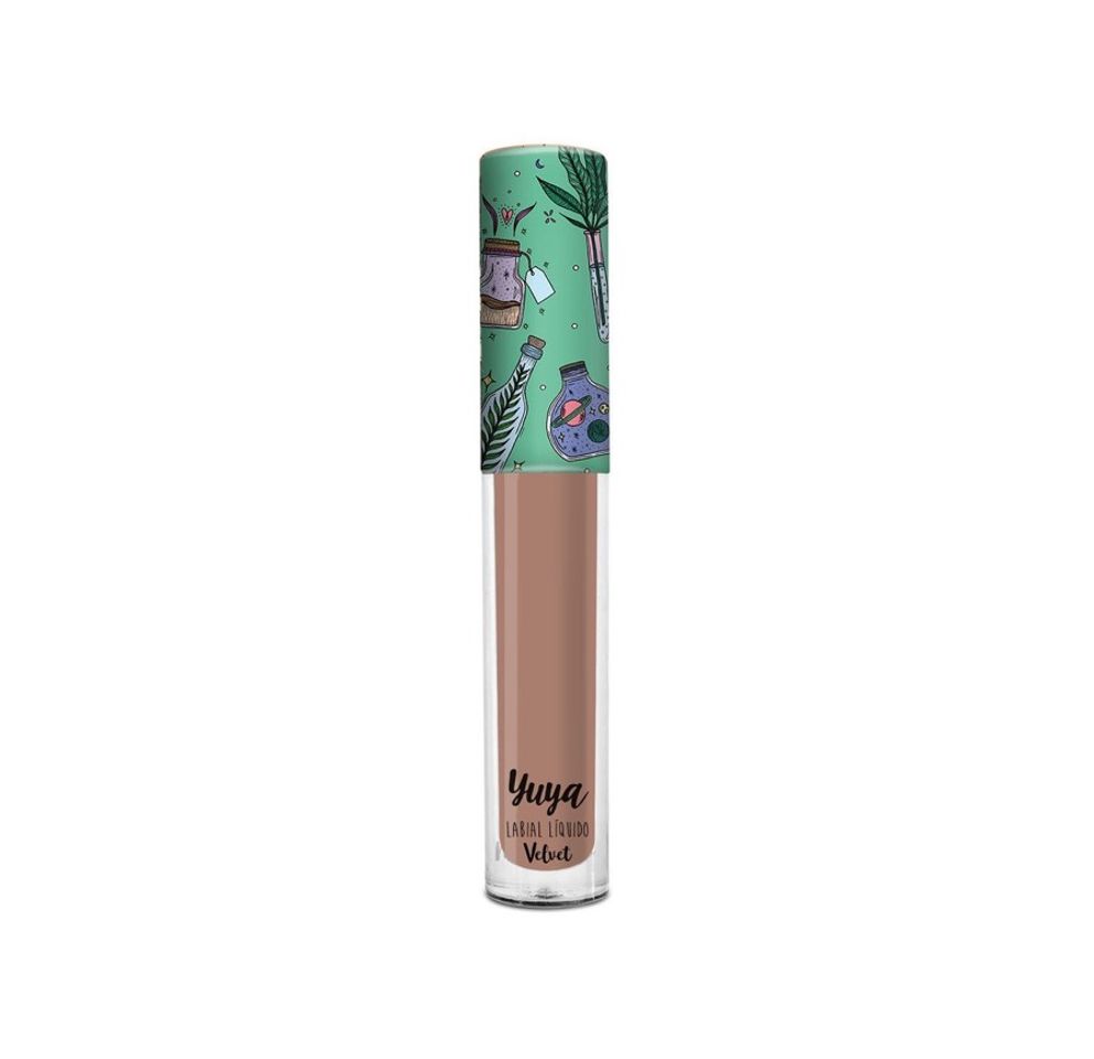 Moda Labial Velvet “Te quiero” de “Yuya”