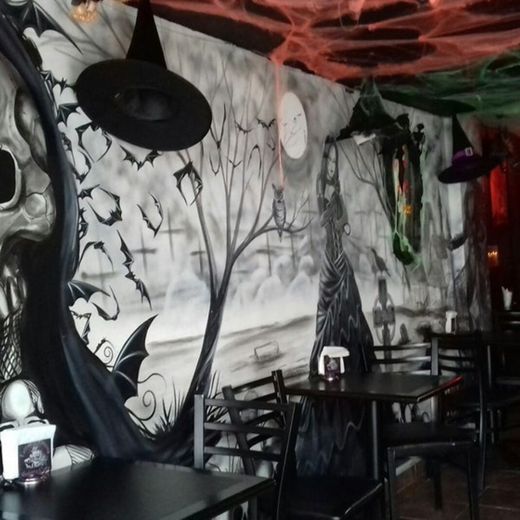 Brujas Dark Galería Café