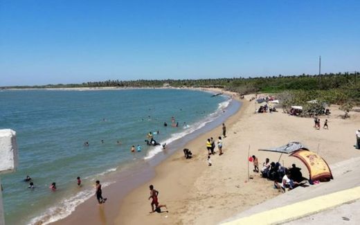 Playa Acapulquito Sanchez Magallanes