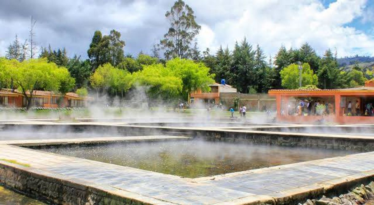 Lugar Baños del Inca