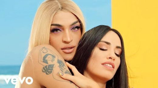 Lali - Caliente (Official Video) ft. Pabllo Vittar - YouTube