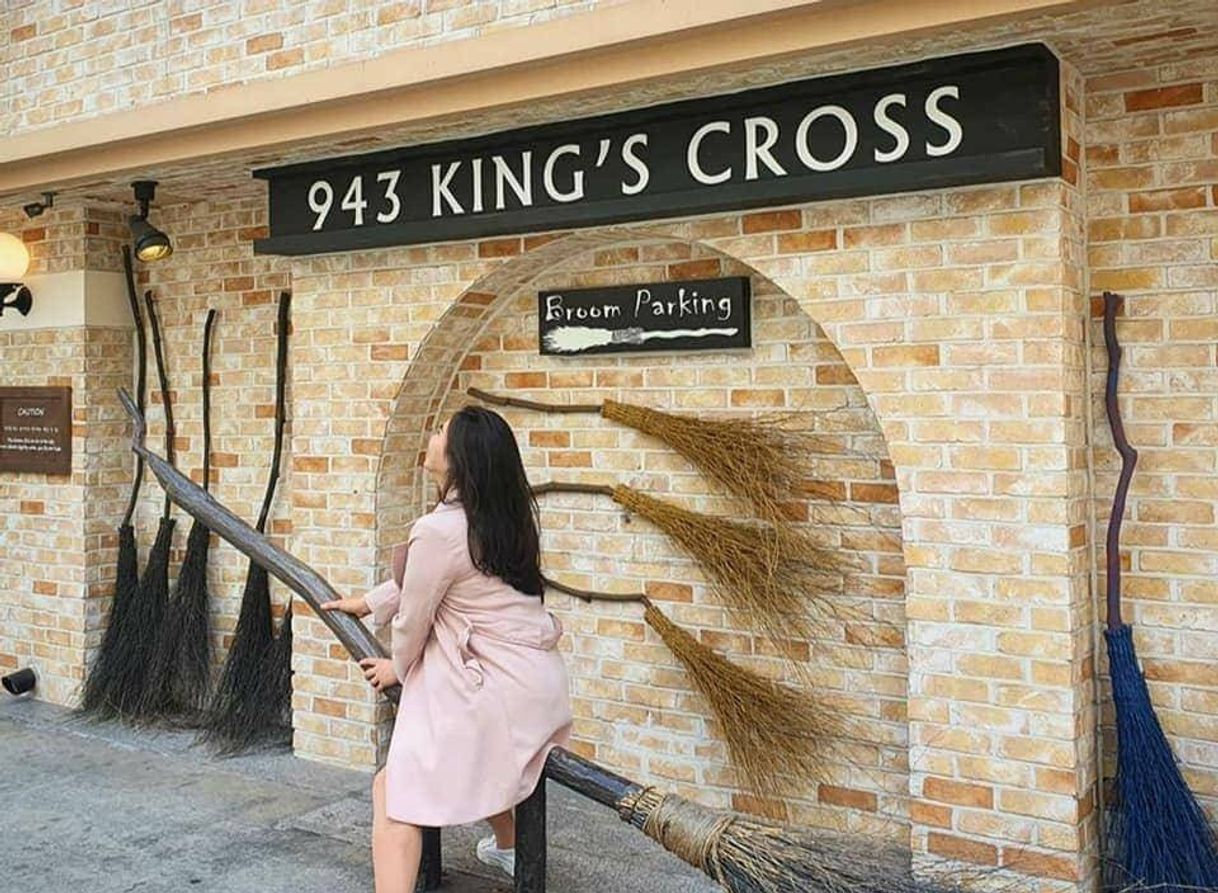 Restaurants King's Cross Harry Potter Cafe