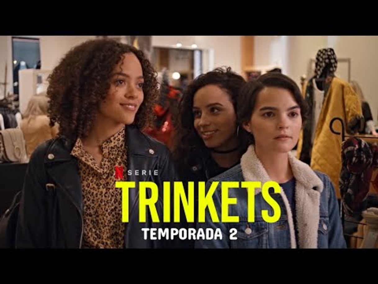 Fashion 💠 Trinkets : Temporada 2- Clip en Español Latino - YouTube