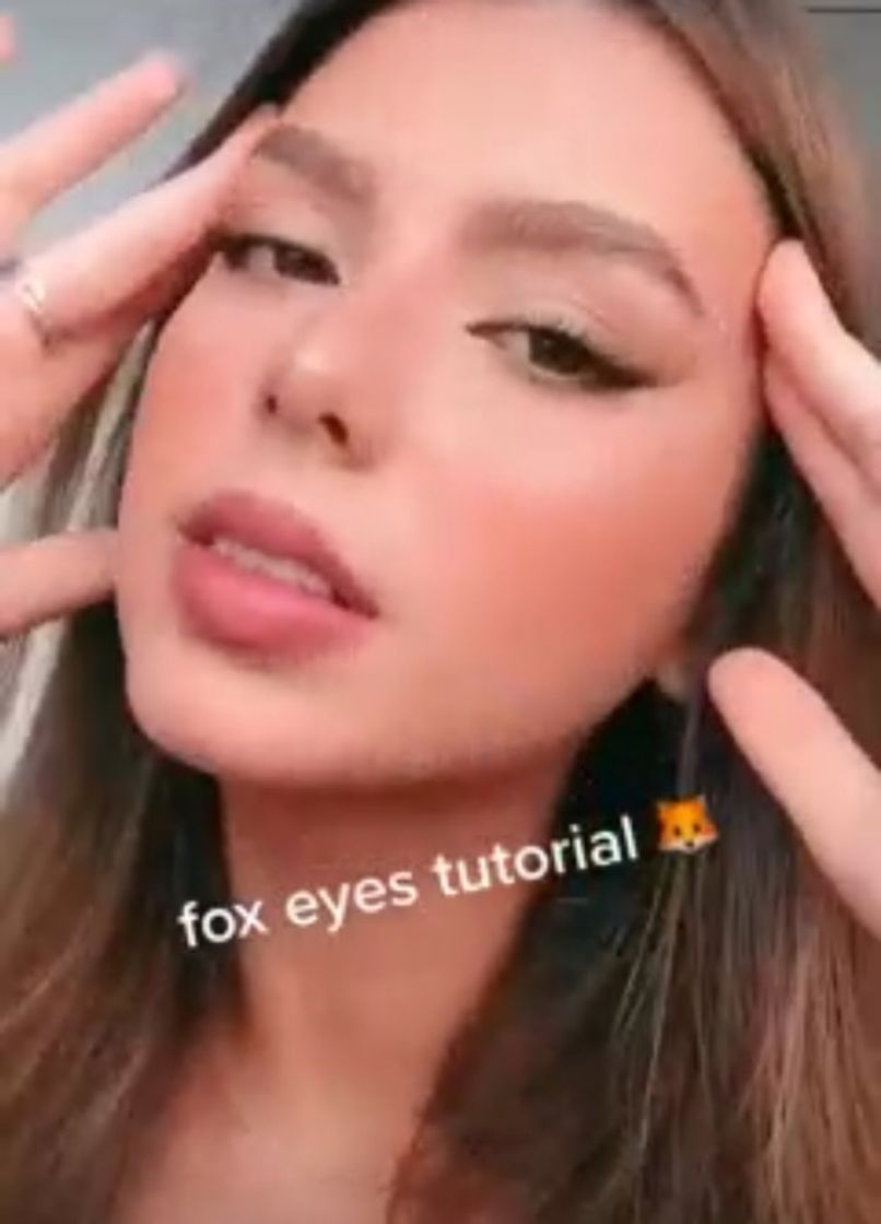 Fashion Foxy eyes!