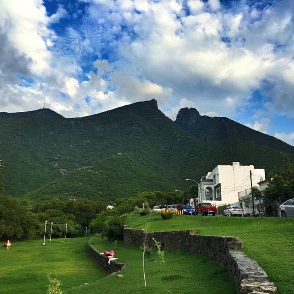 Place Parque Hundido Contry La Silla