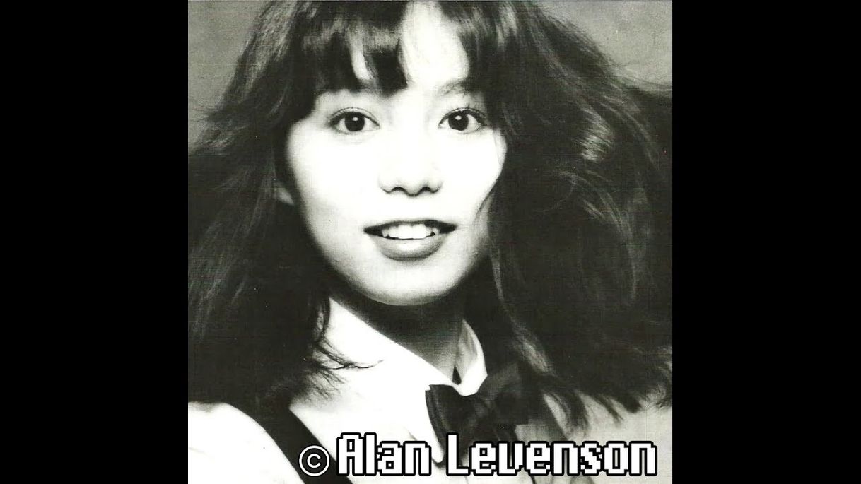 Fashion Mariya Takeuchi 竹内 まりや Plastic Love - YouTube.