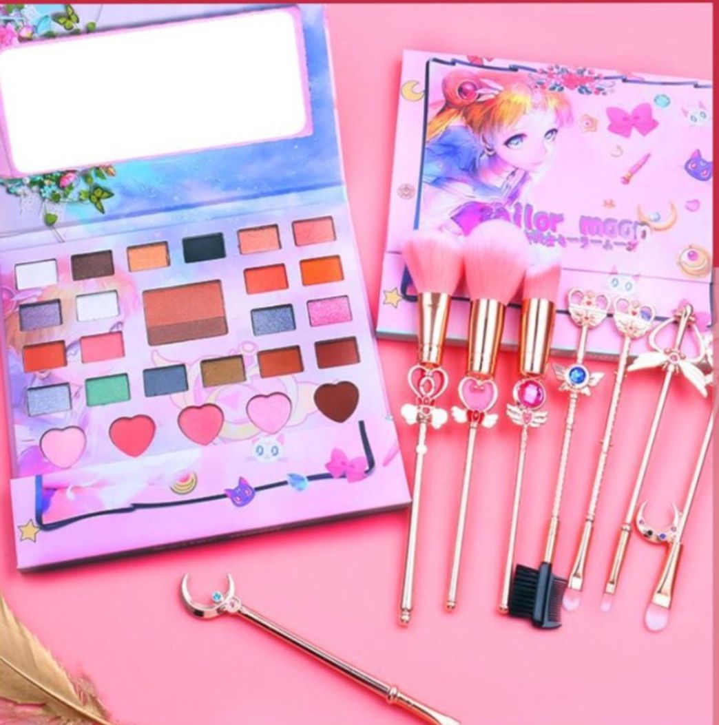 Fashion Sailor moon eyeshadow compact + eye brushes 