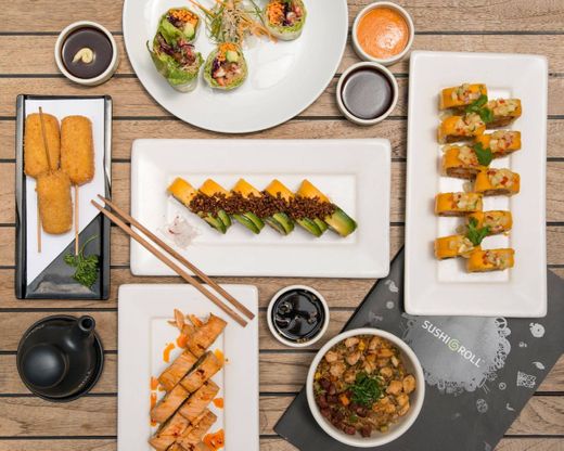 Sushi Roll Patio Revolución