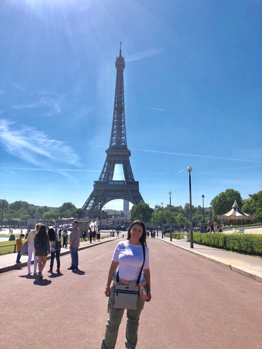 Place Torre Eiffel