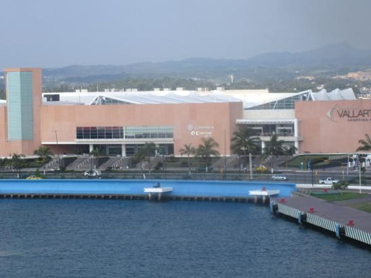 Fashion Galerías Vallarta