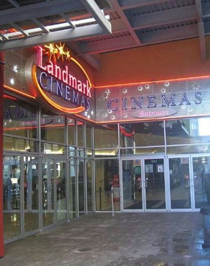 Landmark Cinemas 10 New Westminster