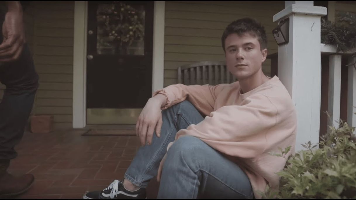 Music Alec Benjamin - Let Me Down Slowly [Official Music Video] - YouTube