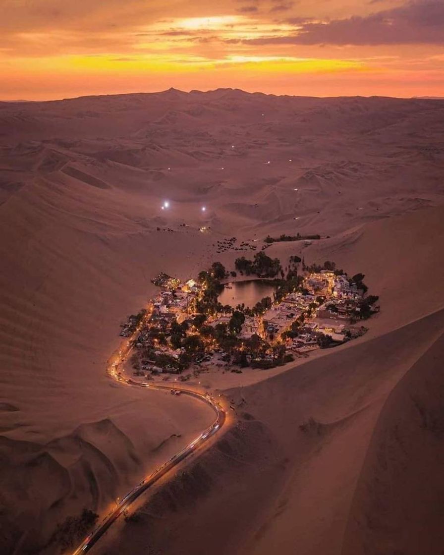 Lugar La Huacachina