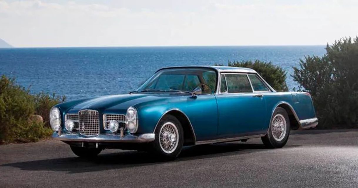 Social Facel Vega II