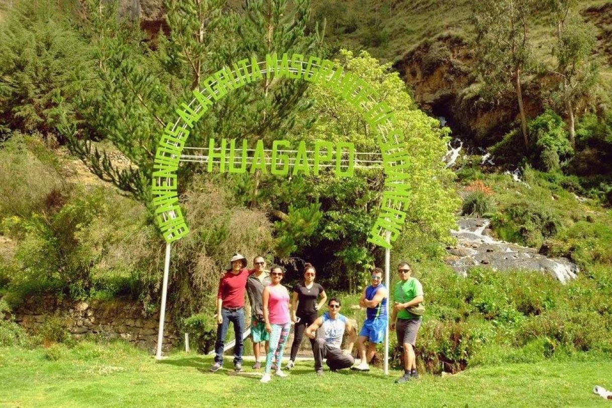 Place Gruta de Huagapo