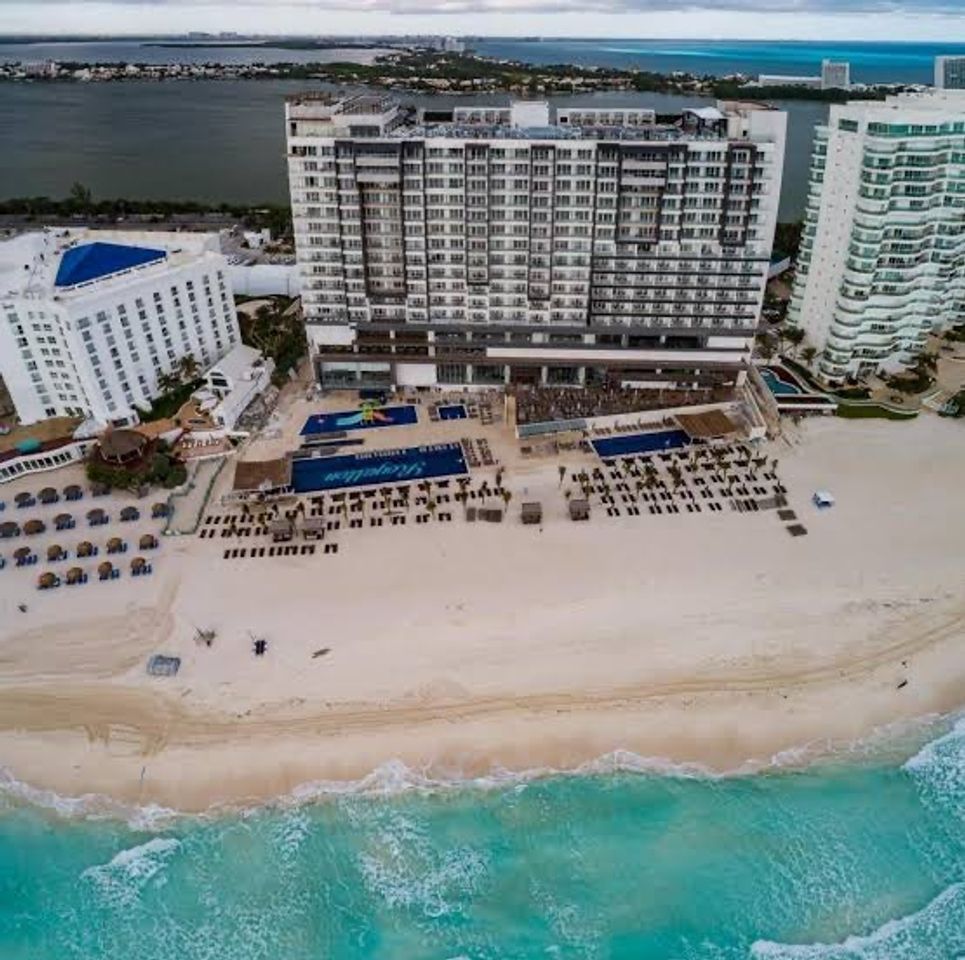 Place Royalton Suites Cancun