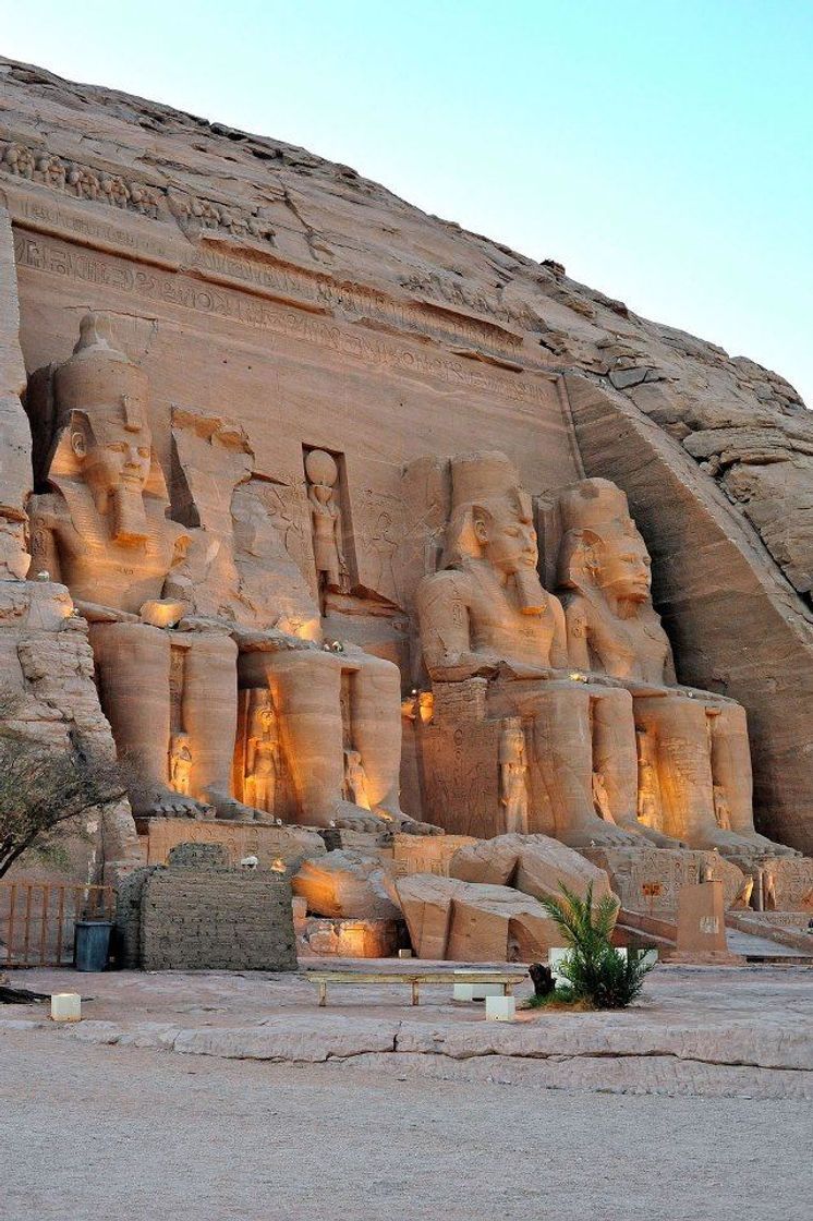 Lugar Abu Simbel