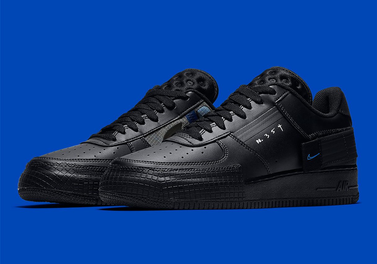 Moda Check out the Nike Air Force 1 Type Black Royal available on