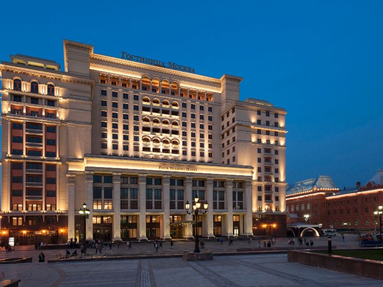 Places Four Seasons Hotel Moscow