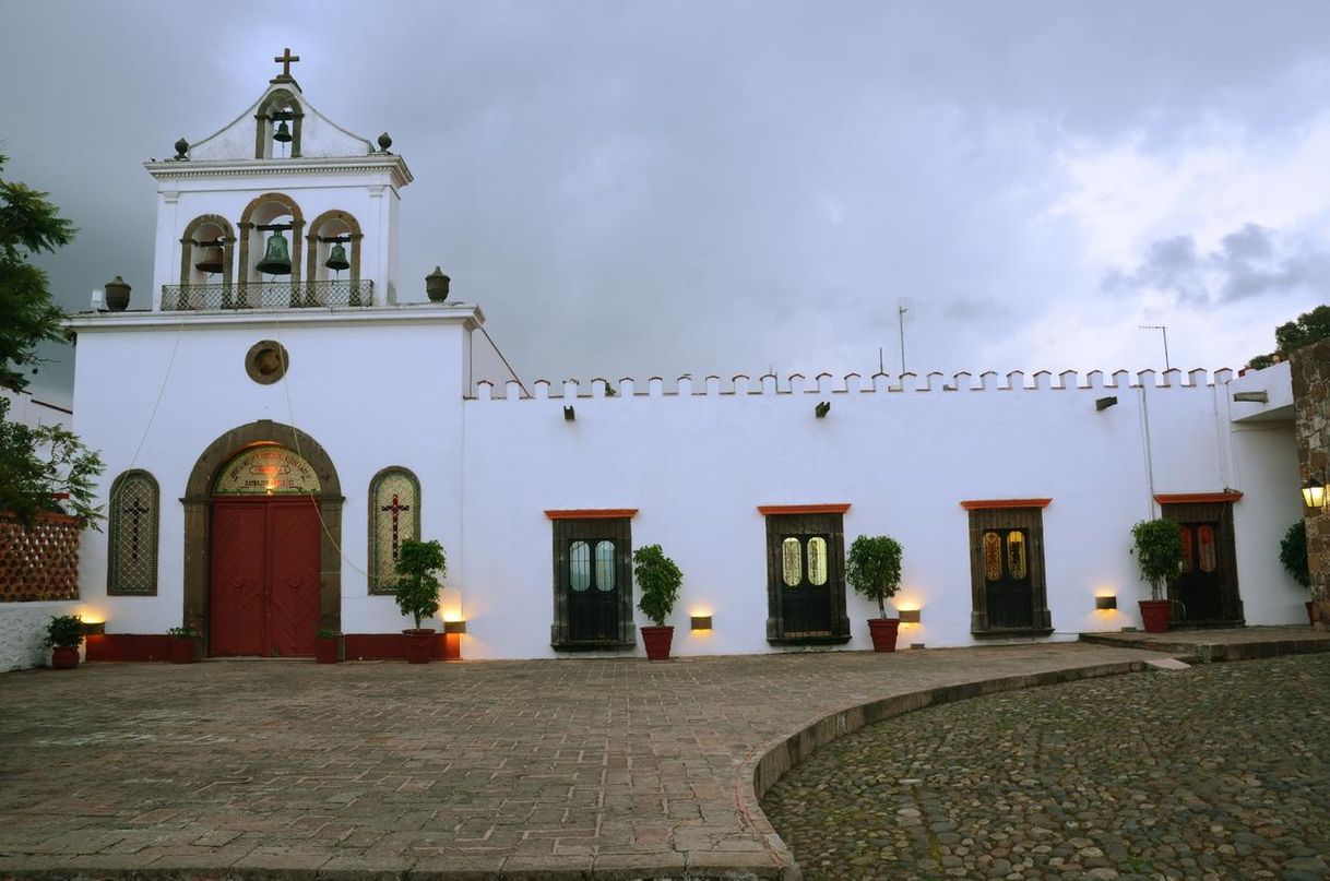 Lugar Hotel Misión La Muralla