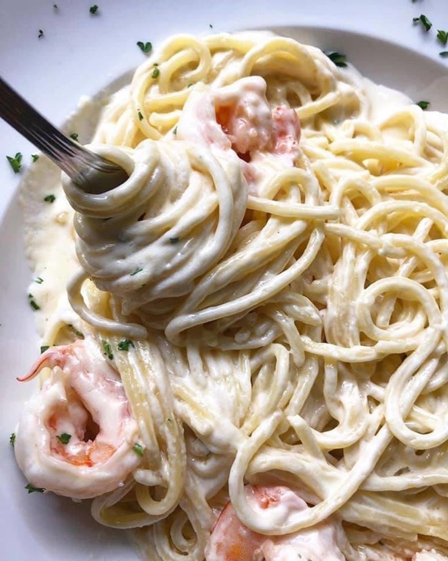 Fashion Pasta a la Alfredo con camarones 🍤 