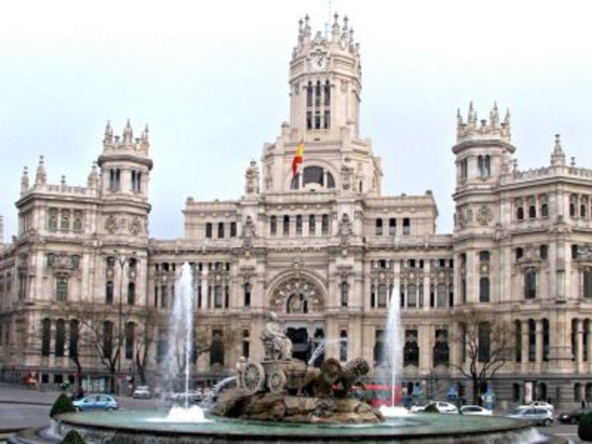 Place Plaza de Cibeles