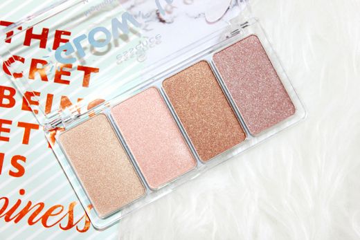 glow to go highlighter palette essence 