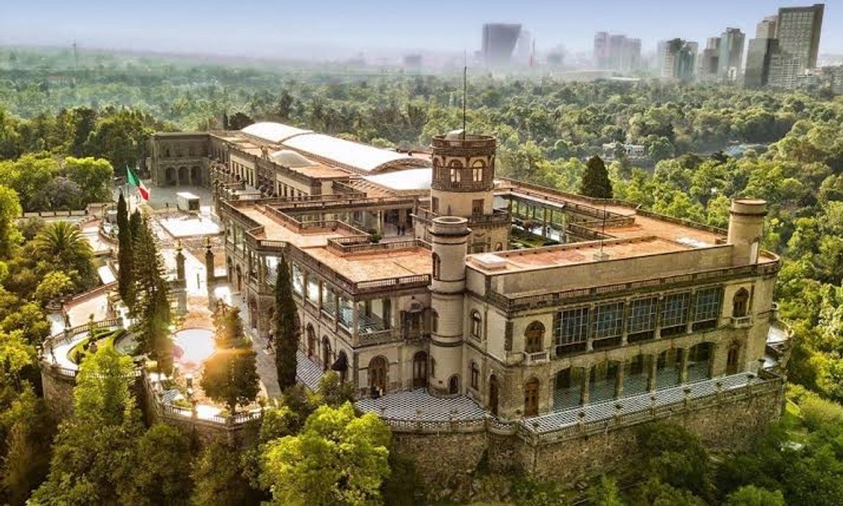 Place Chapultepec Castle