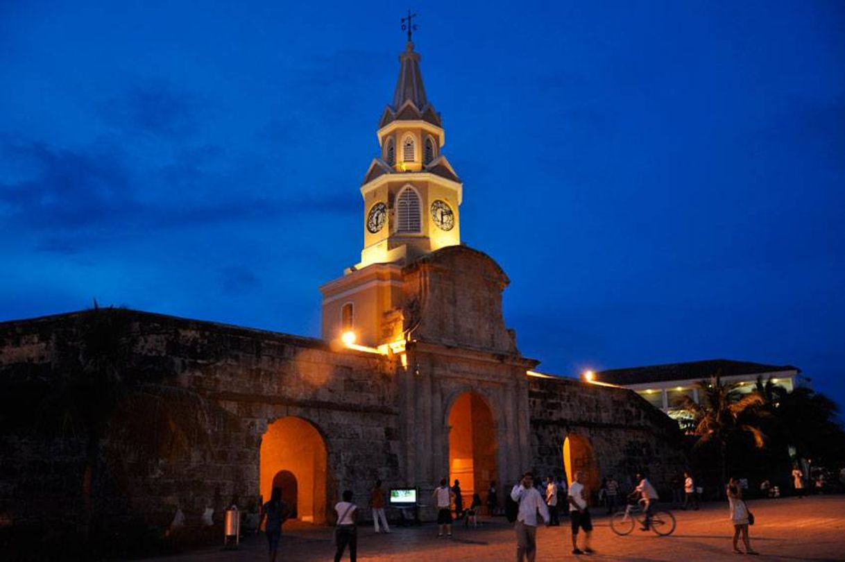 Place Torre Del Reloj