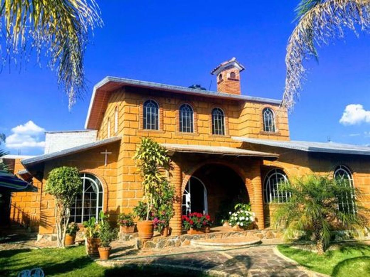 Lugar Casa de los Arcos Valle de Bravo