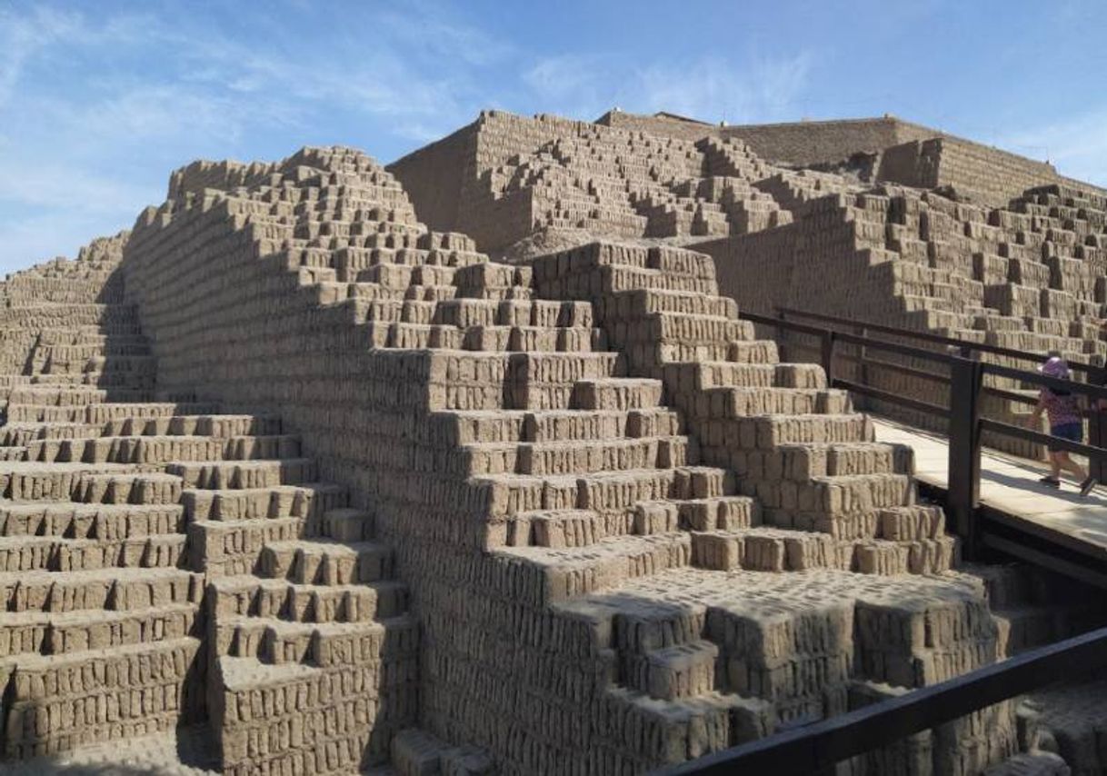 Lugar Huaca Pucllana