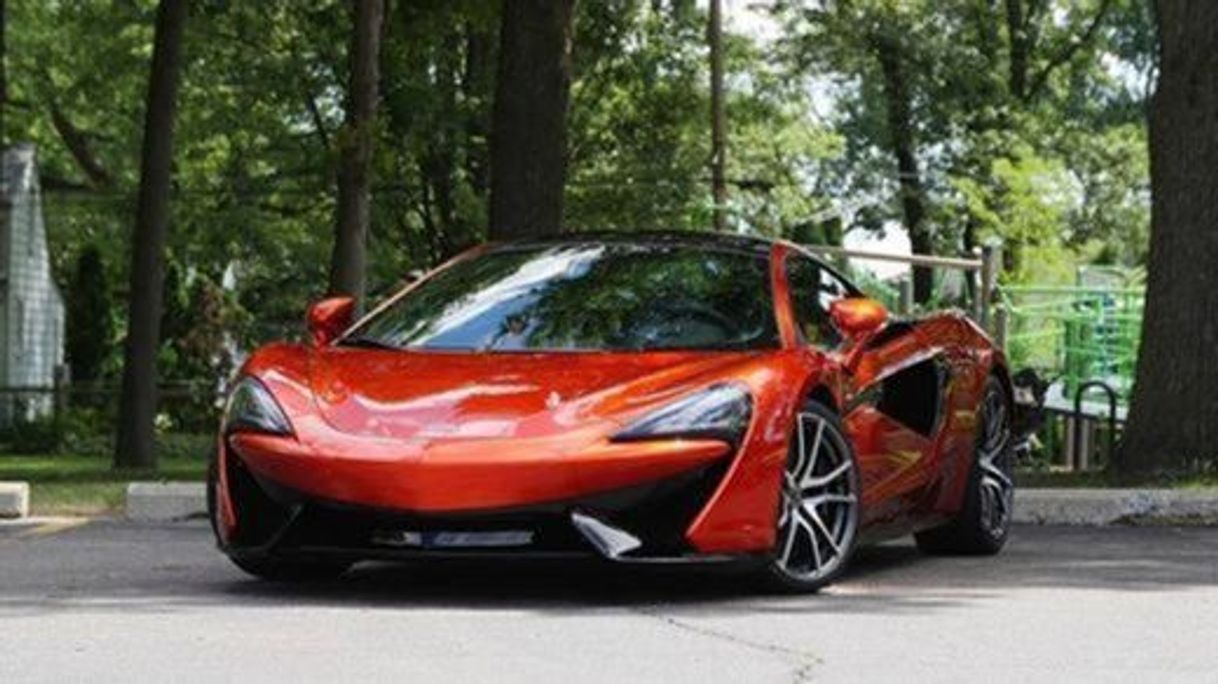 Moda McLaren 570GT