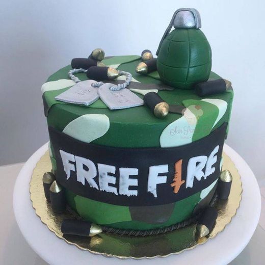 Bolo de free fire