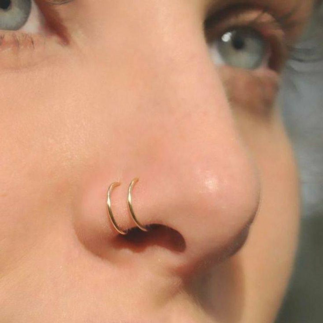 Moda piercing no nariz