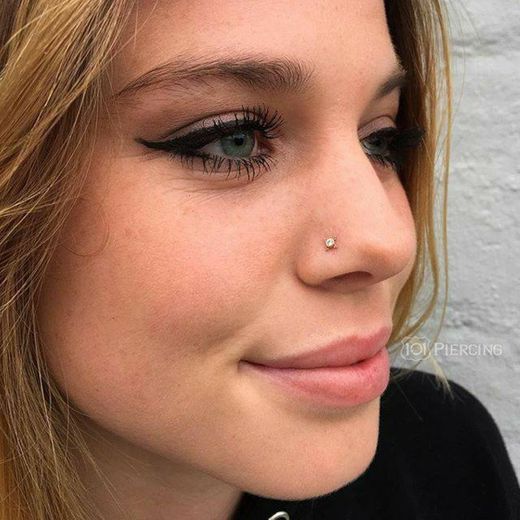 piercing no nariz 