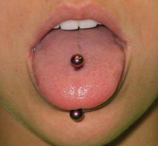 piercing na língua