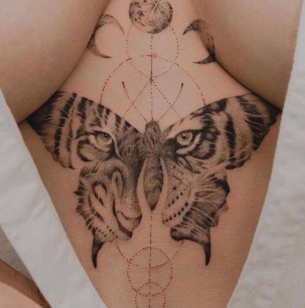 Moda Inspiração de tattoos. 🤍