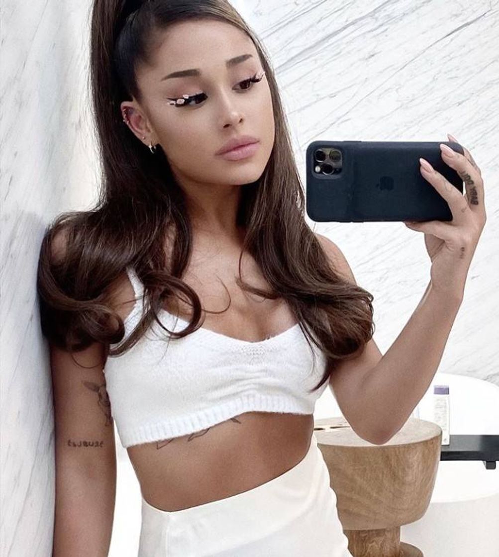 Fashion Ariana Grande