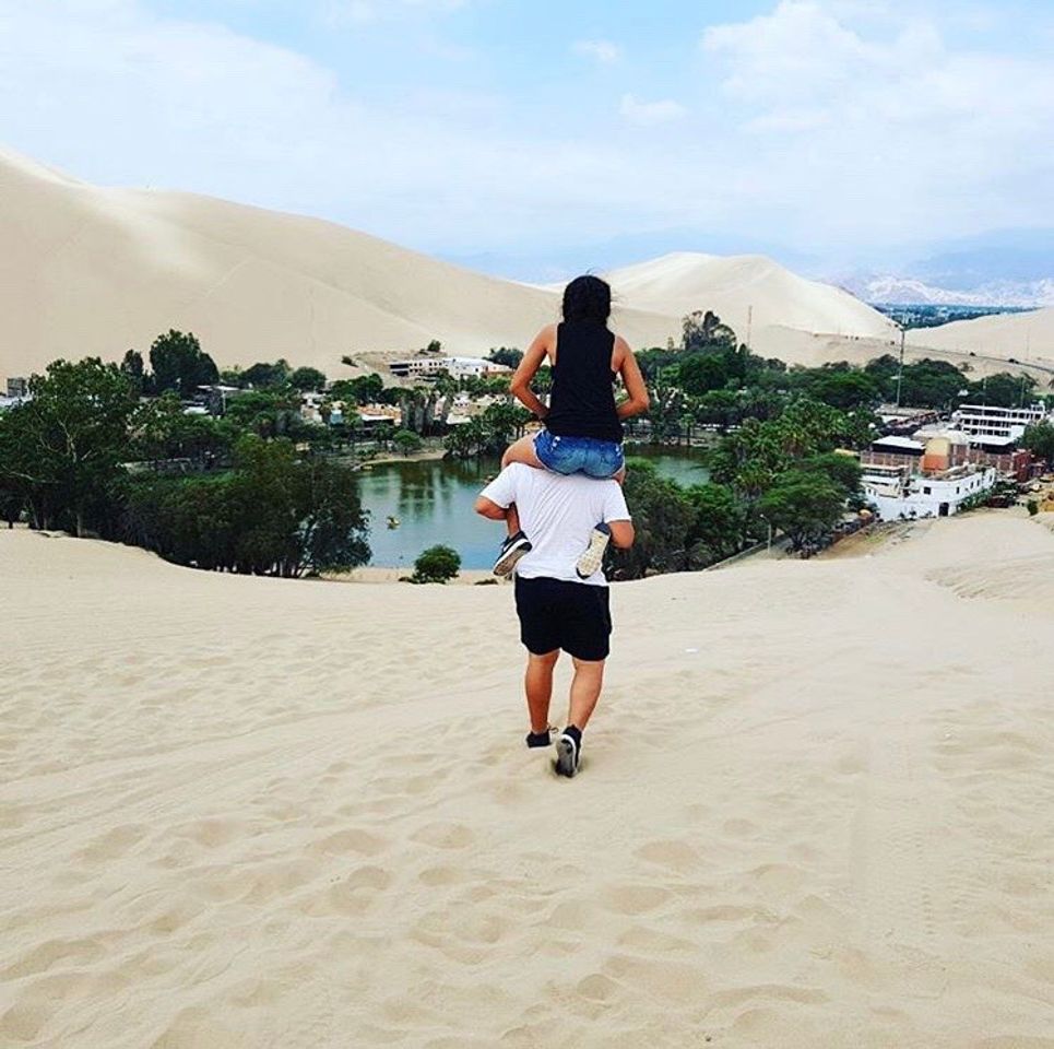 Lugar La Huacachina