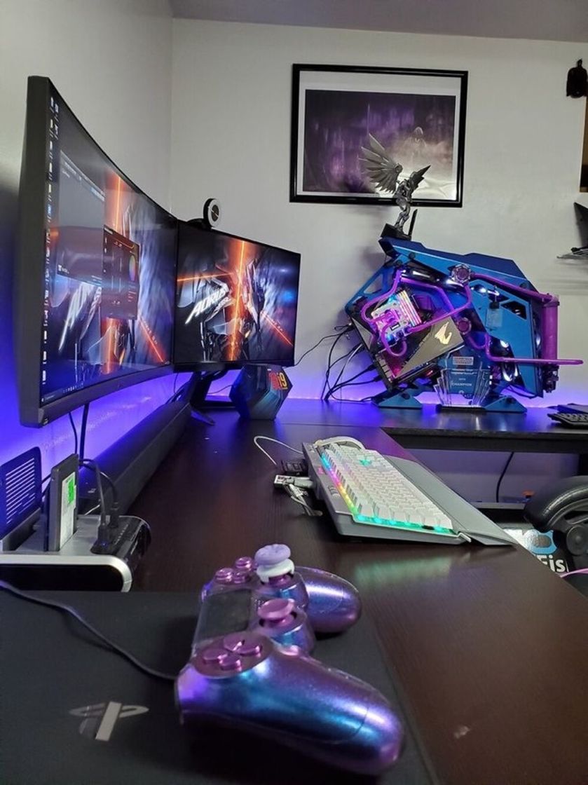 Moda Awesome gaming room Setup 💖